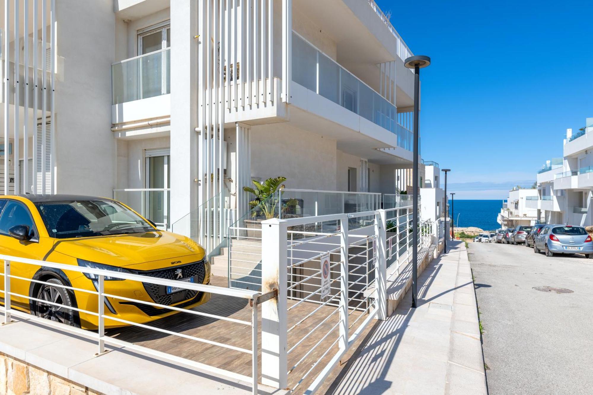 Exclusive Deluxe Apt Up To 6 People & Heated Tub Polignano a Mare Bagian luar foto
