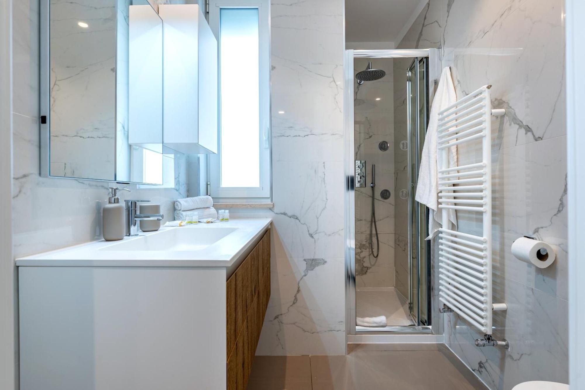Exclusive Deluxe Apt Up To 6 People & Heated Tub Polignano a Mare Bagian luar foto