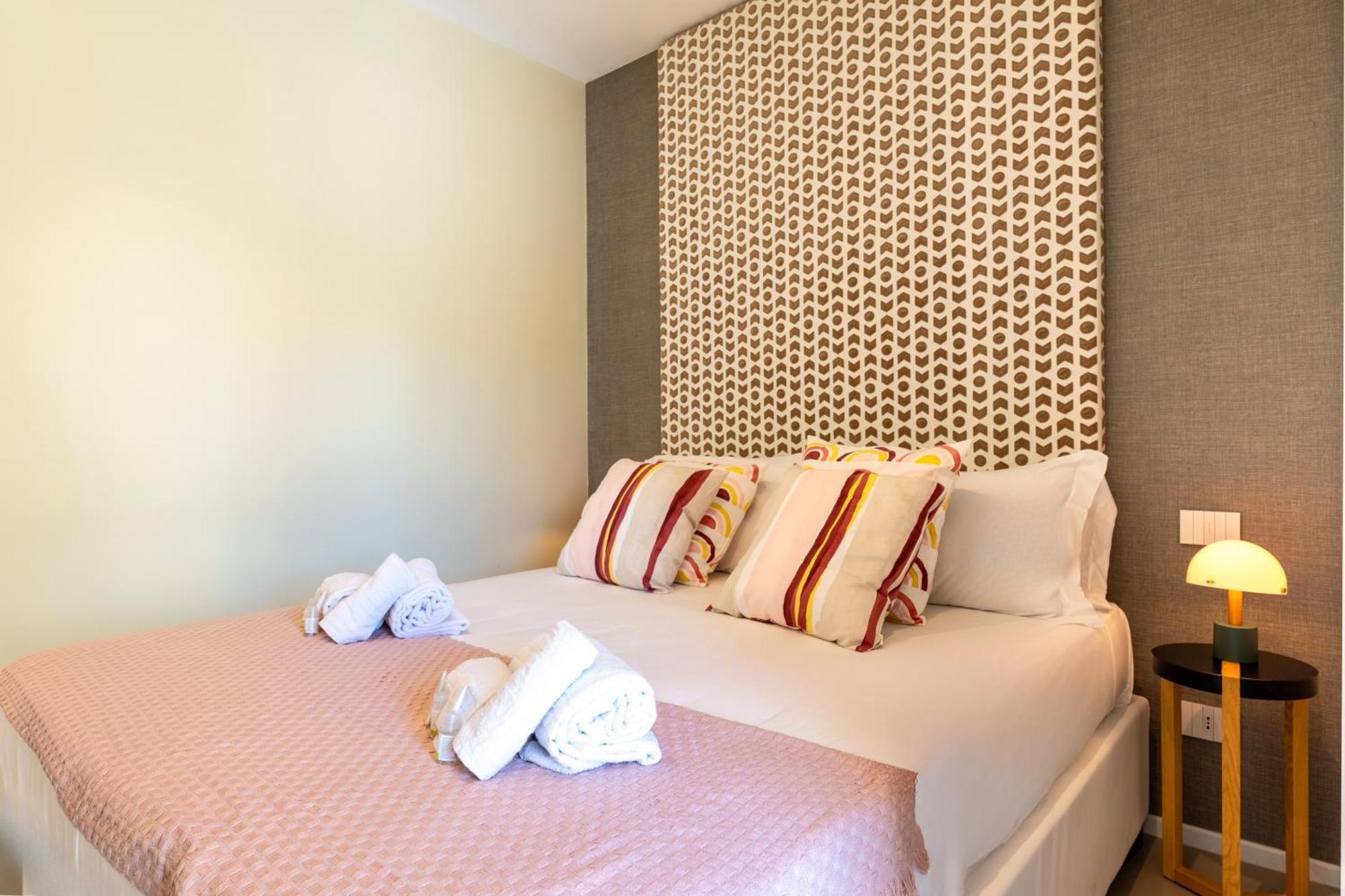 Exclusive Deluxe Apt Up To 6 People & Heated Tub Polignano a Mare Bagian luar foto