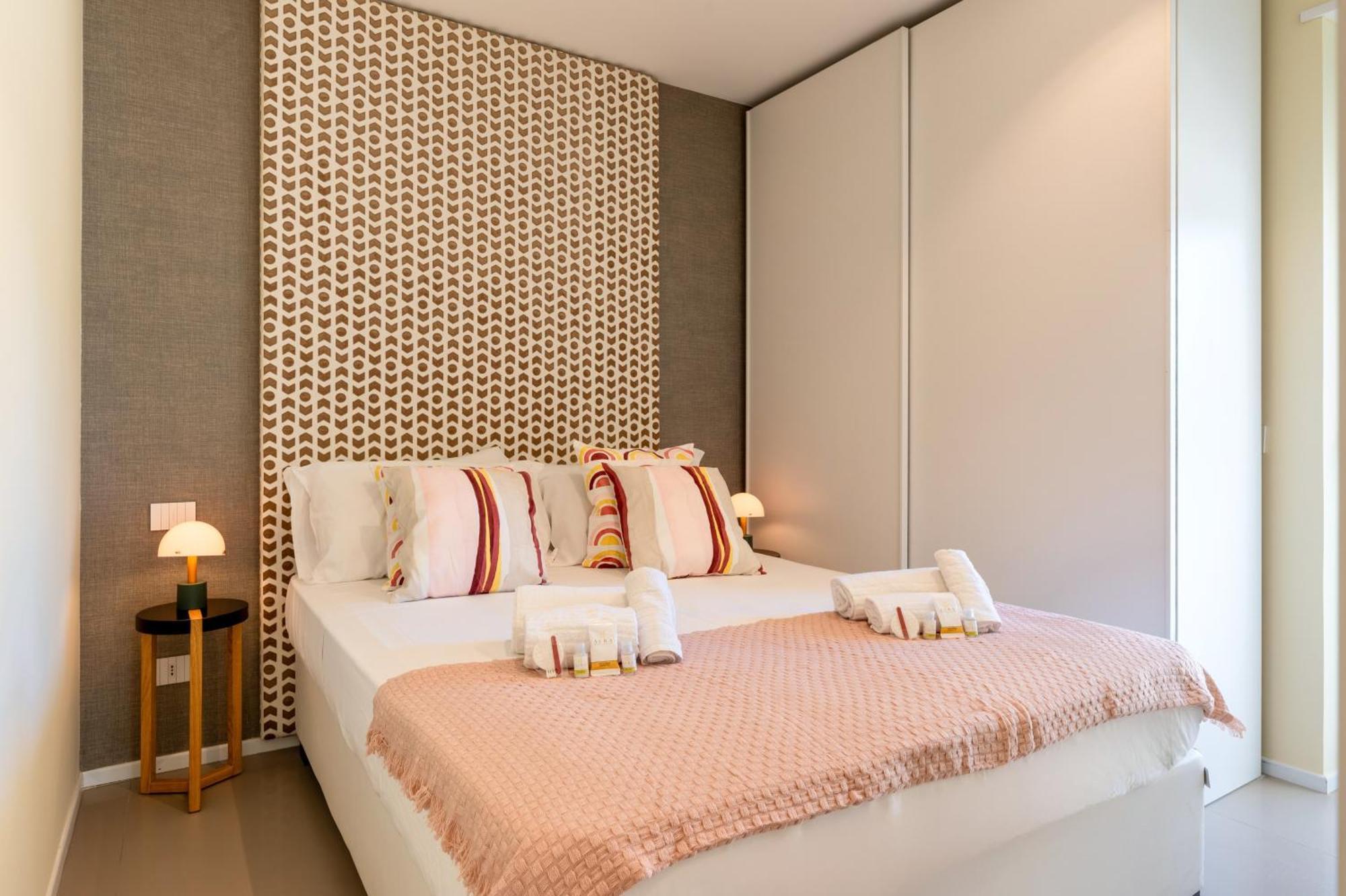 Exclusive Deluxe Apt Up To 6 People & Heated Tub Polignano a Mare Bagian luar foto